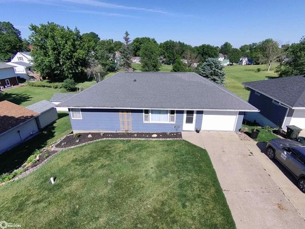 511 N Orchard Street, Brooklyn, IA 52211
