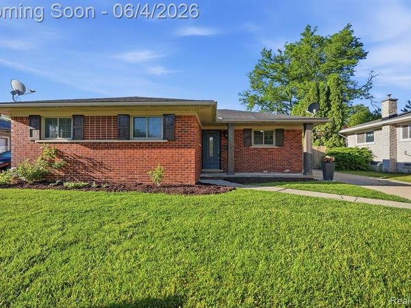 28531 Sunnydale Street, Livonia, MI 48154