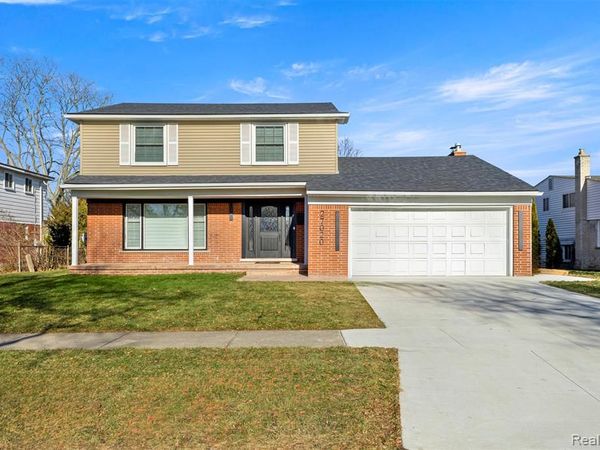 27020 Havelock Drive , Dearborn Heights, MI 48127
