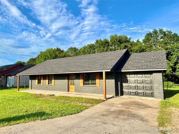 312 David Walker Lane , Stigler, OK 74462
