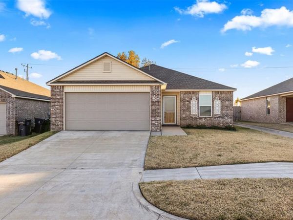 11712 NW 94th Street, Yukon, OK 73099