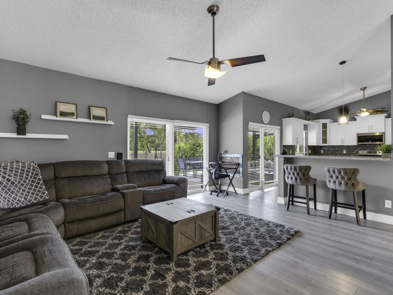 6440 Olde Moat Way, Davie, FL 33331 Photo
