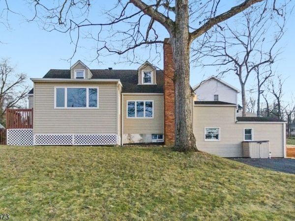 83 Mountain Blvd, Watchung, NJ 07069