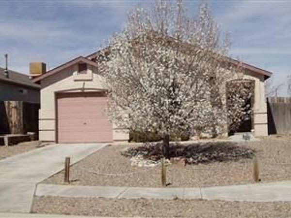 5947 Canis Avenue NW, Albuquerque, NM 87114