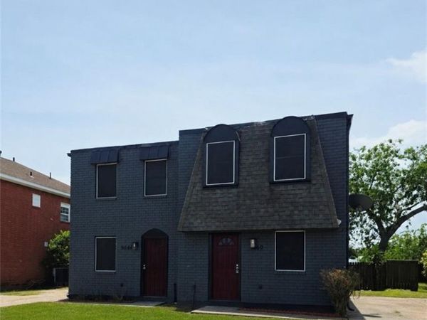 9040 BUNKERHILL Road , New Orleans, LA 70127