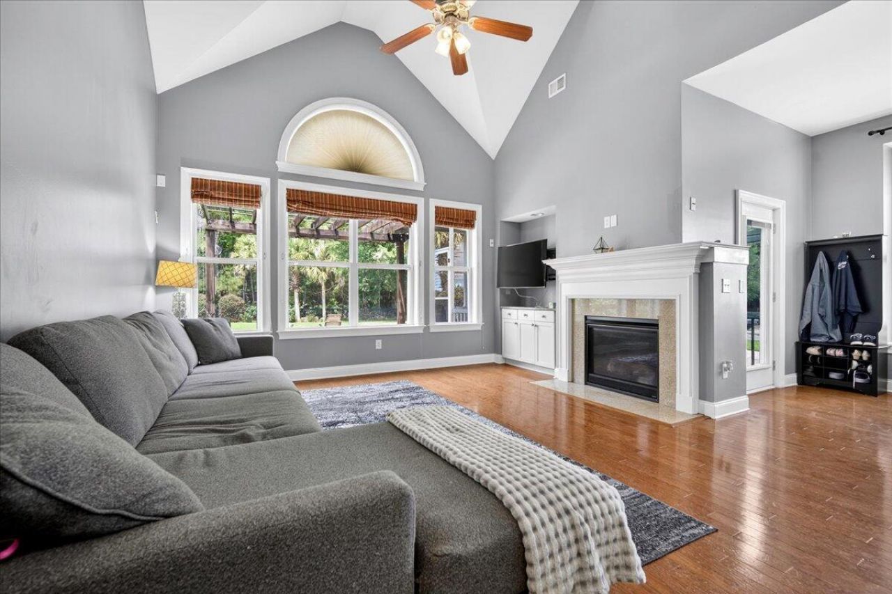 3021 Sage Way Photo 25