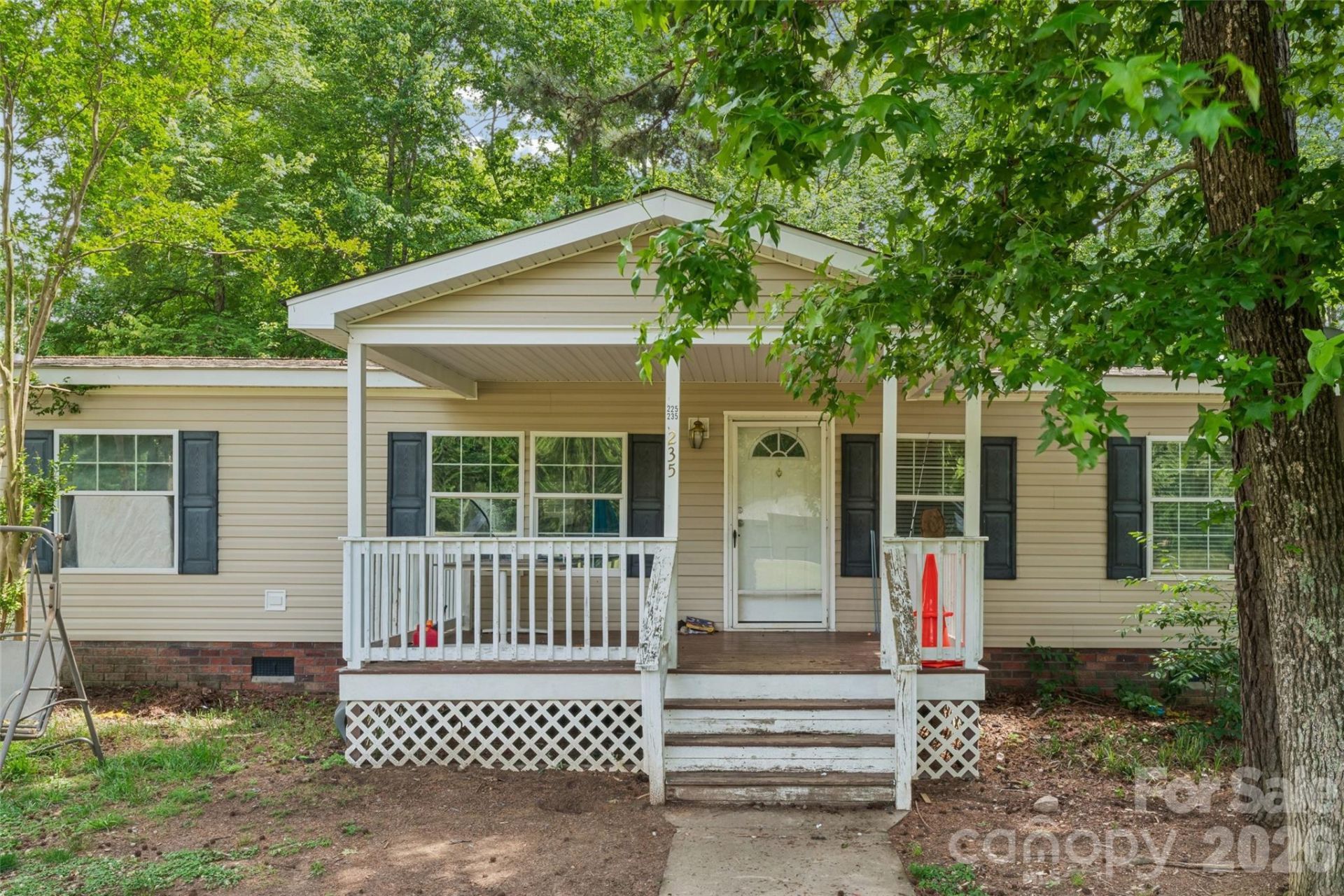 235 Misty Lane , Kannapolis, NC 28081 Main Photo