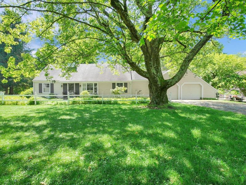 111 Highgate Road, Granville, OH 43023 Photo 2