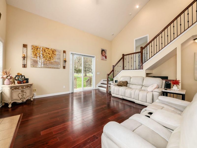 3219 Sitka Spruce Drive, Grove City, OH 43123 Photo 12
