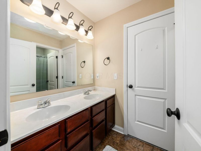 3219 Sitka Spruce Drive, Grove City, OH 43123 Photo 41