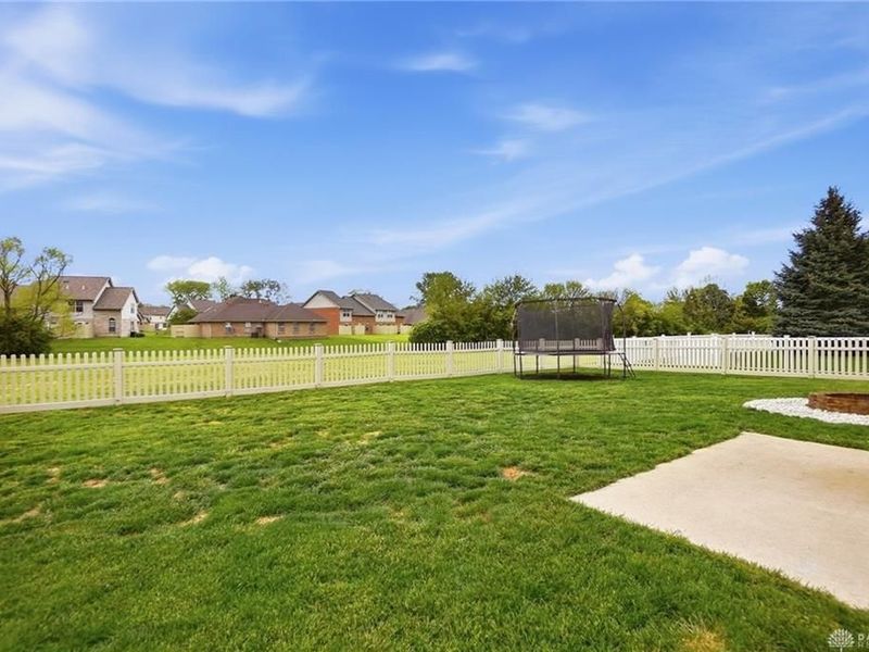 653 Willowpoint Court, Troy, OH 45373 Photo 33