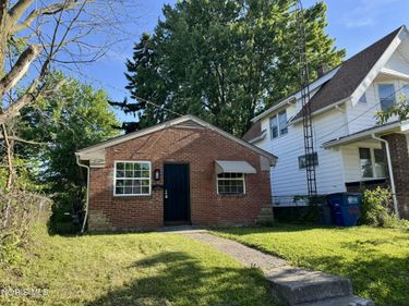 660 Maywood Avenue , Toledo, OH 43608