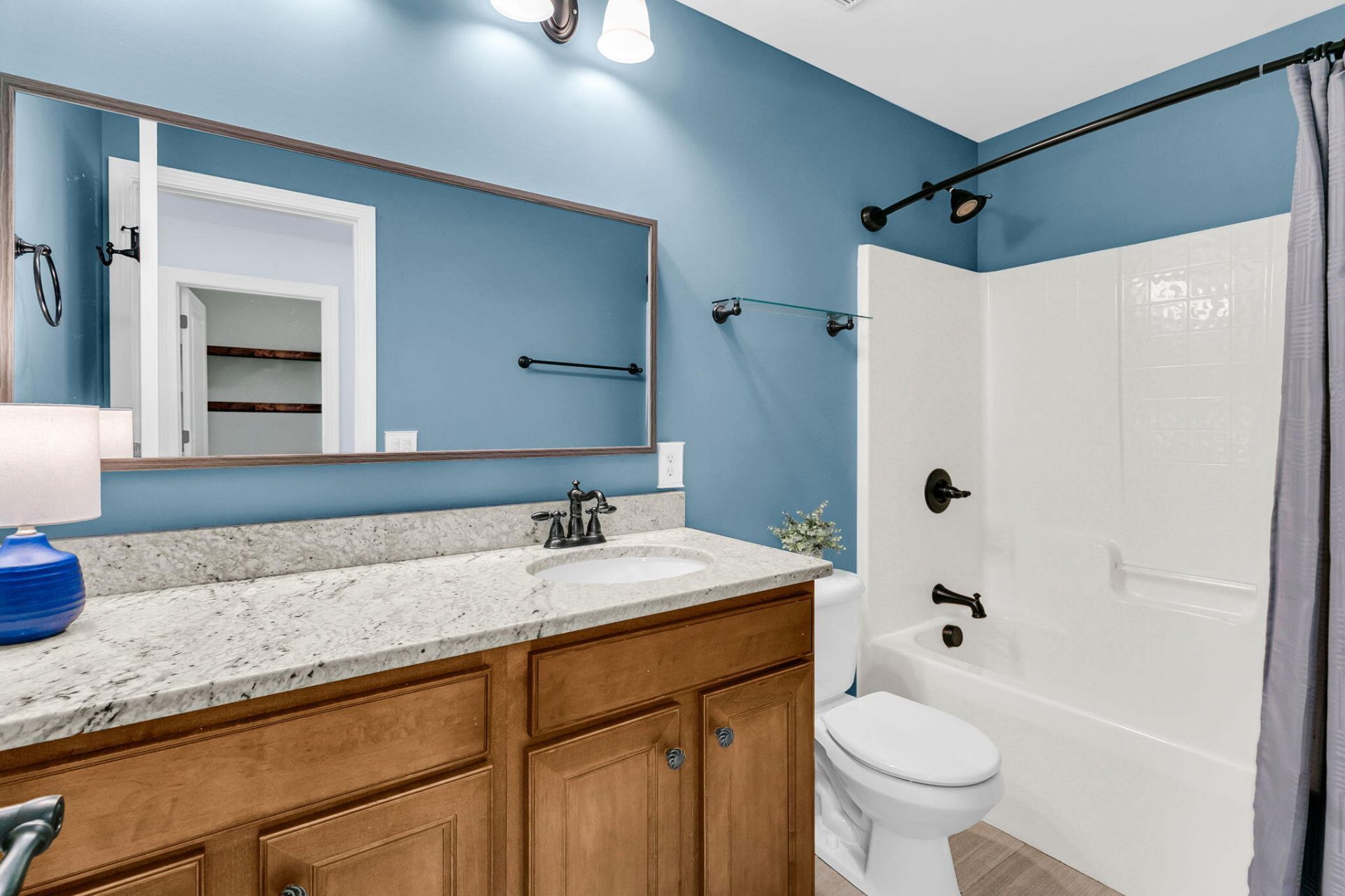136 Mayfield Drive Photo 30