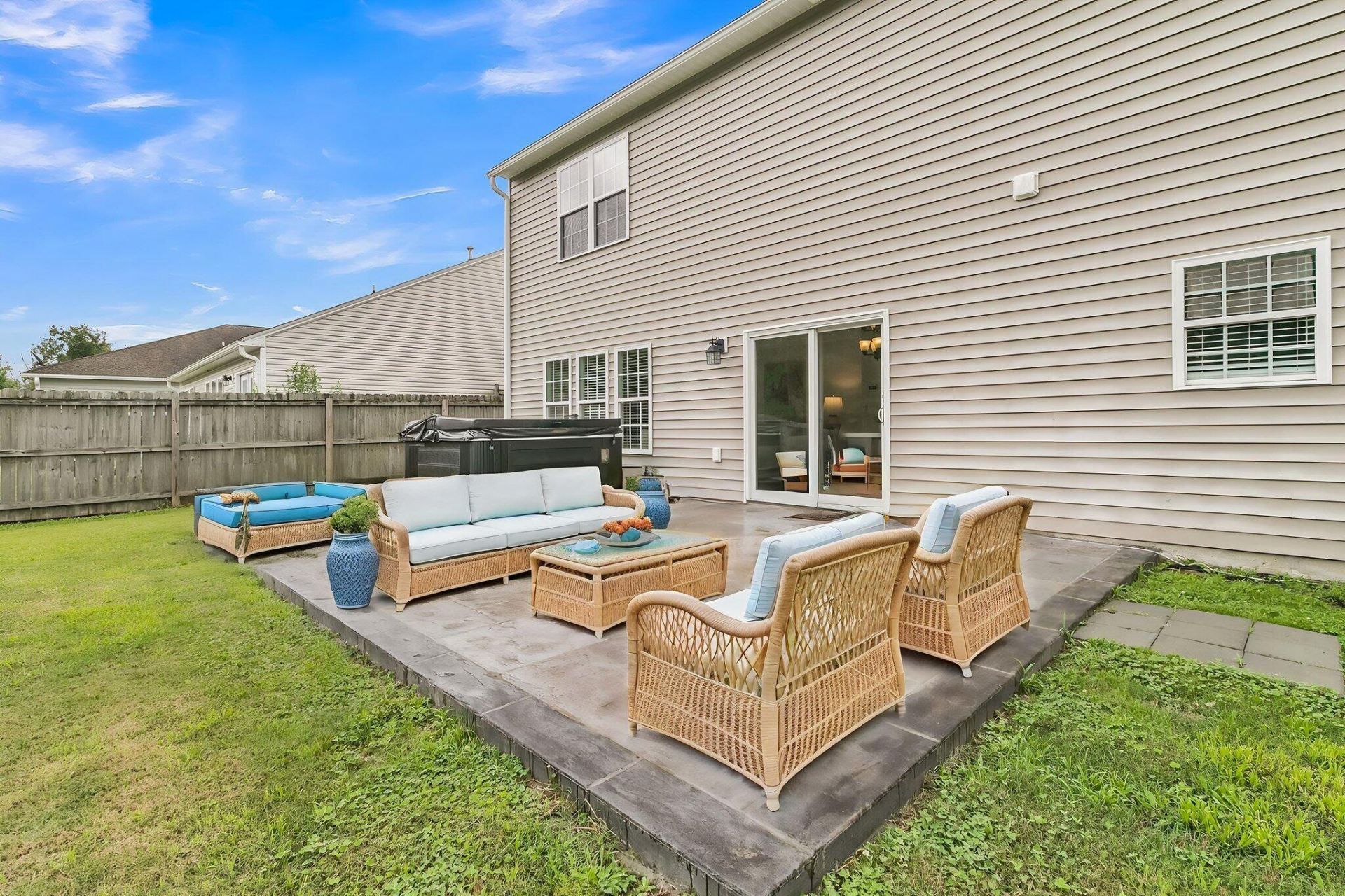 136 Mayfield Drive Photo 34