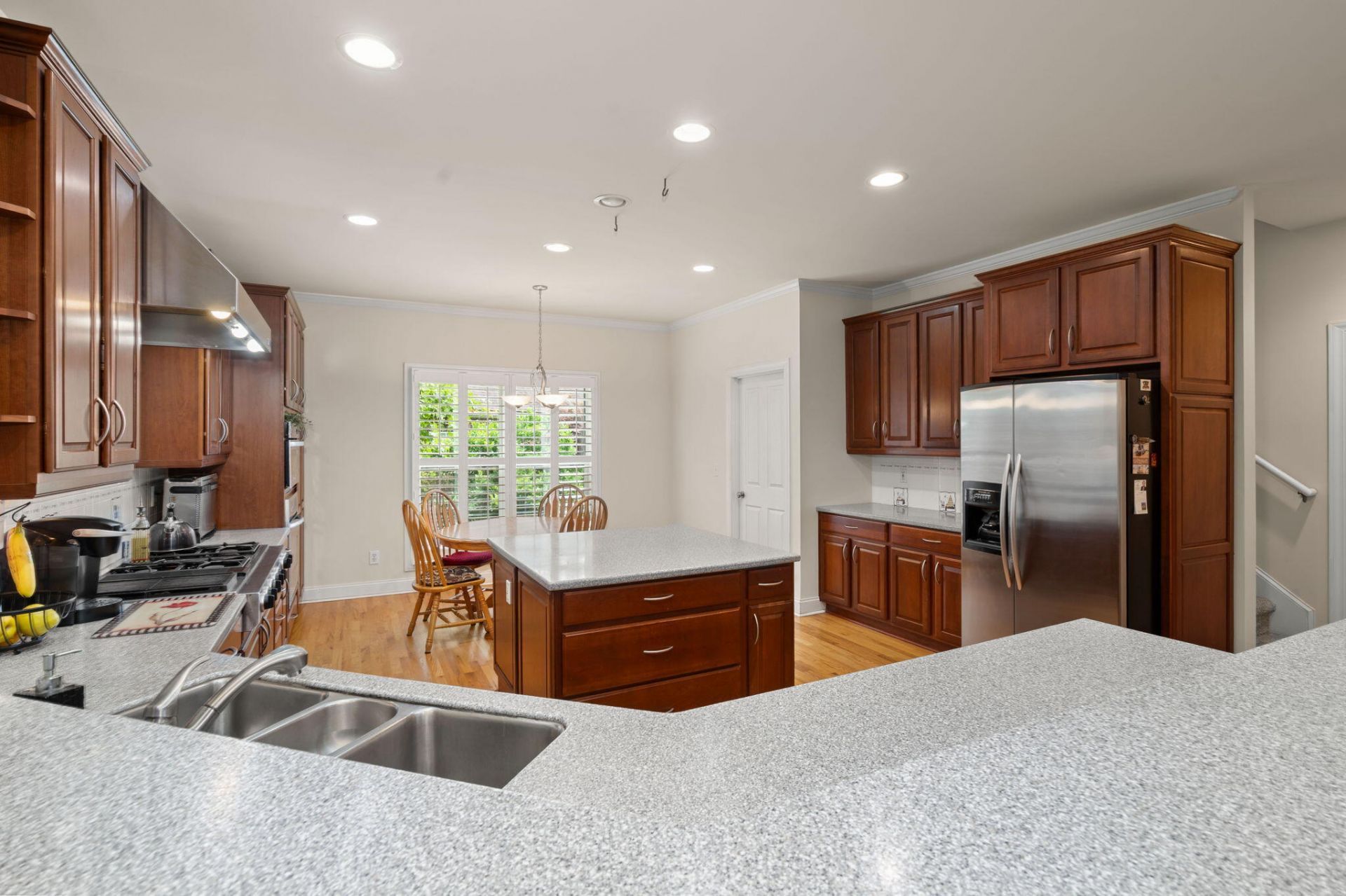 8789 Laurel Grove Lane Photo 17