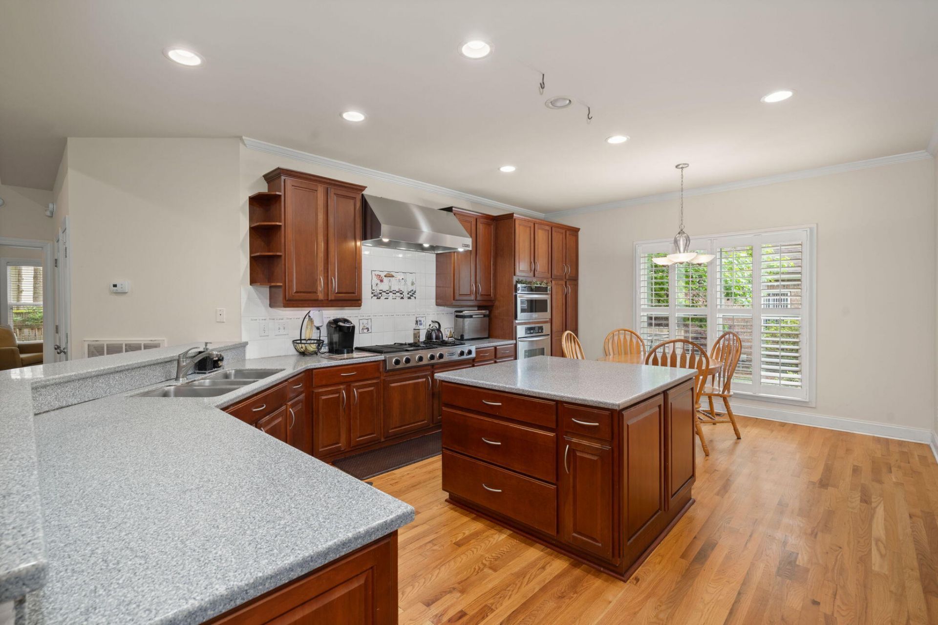 8789 Laurel Grove Lane Photo 18