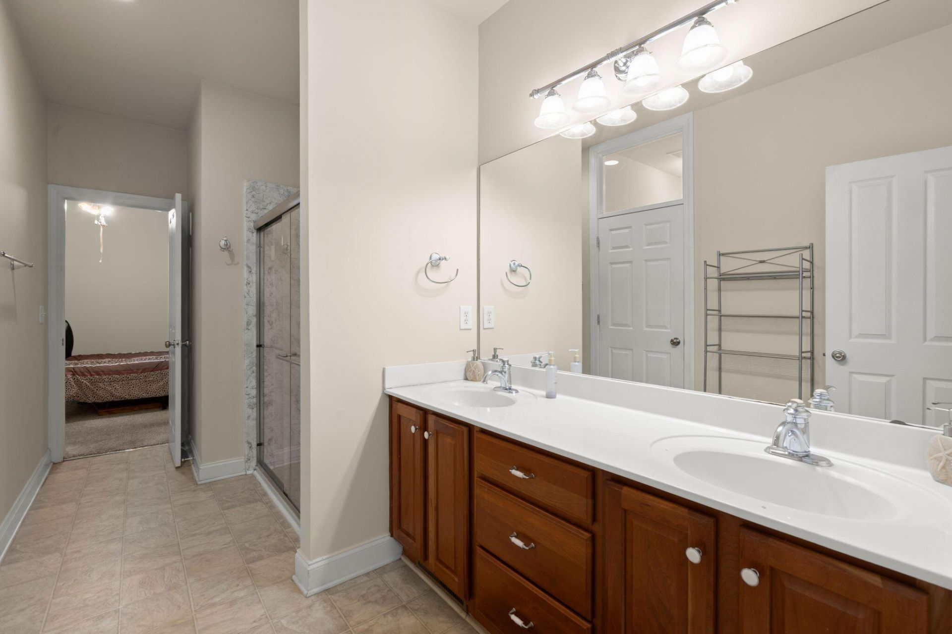 8789 Laurel Grove Lane Photo 31