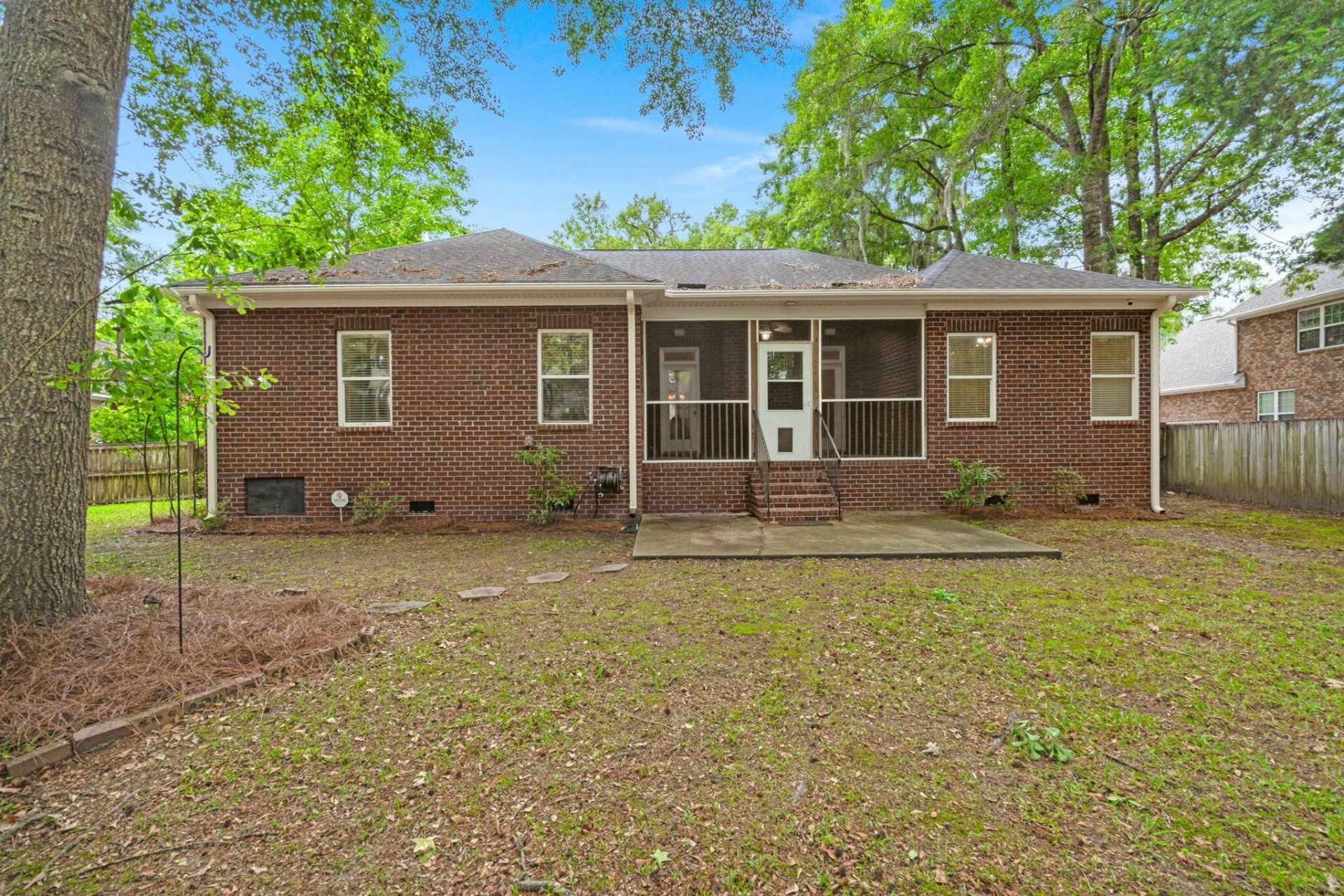 8789 Laurel Grove Lane Photo 37