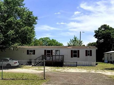 2028 Oakland Rd., Hamer, SC 29547