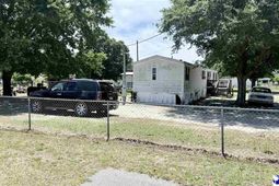 2028 Oakland Rd. photo 4