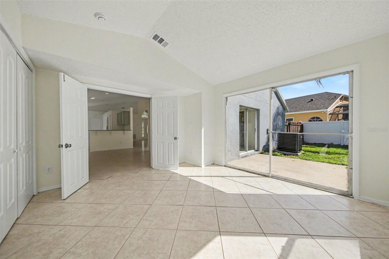 11040 NW Fairhaven Way , Orlando, FL 32825 Photo