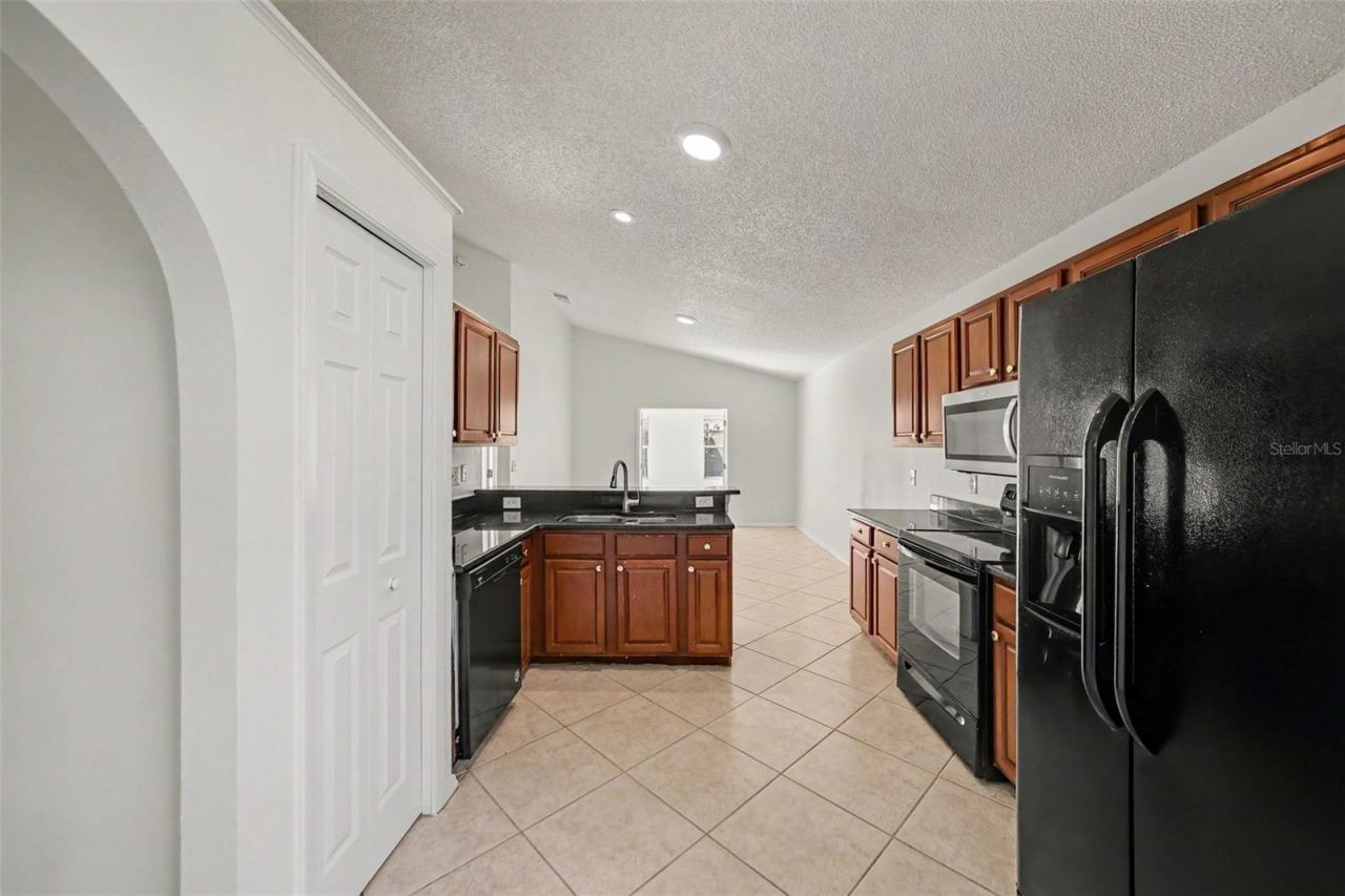 11040 NW Fairhaven Way , Orlando, FL 32825 Photo
