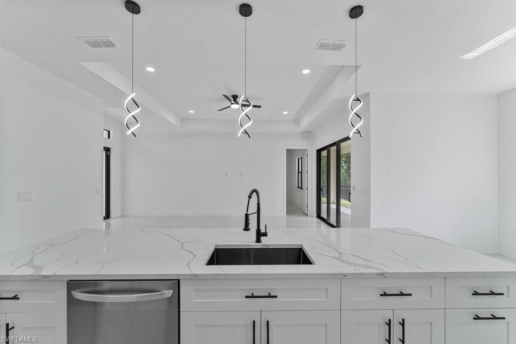 811 Rush Ave, Lehigh Acres, FL 33972 Photo