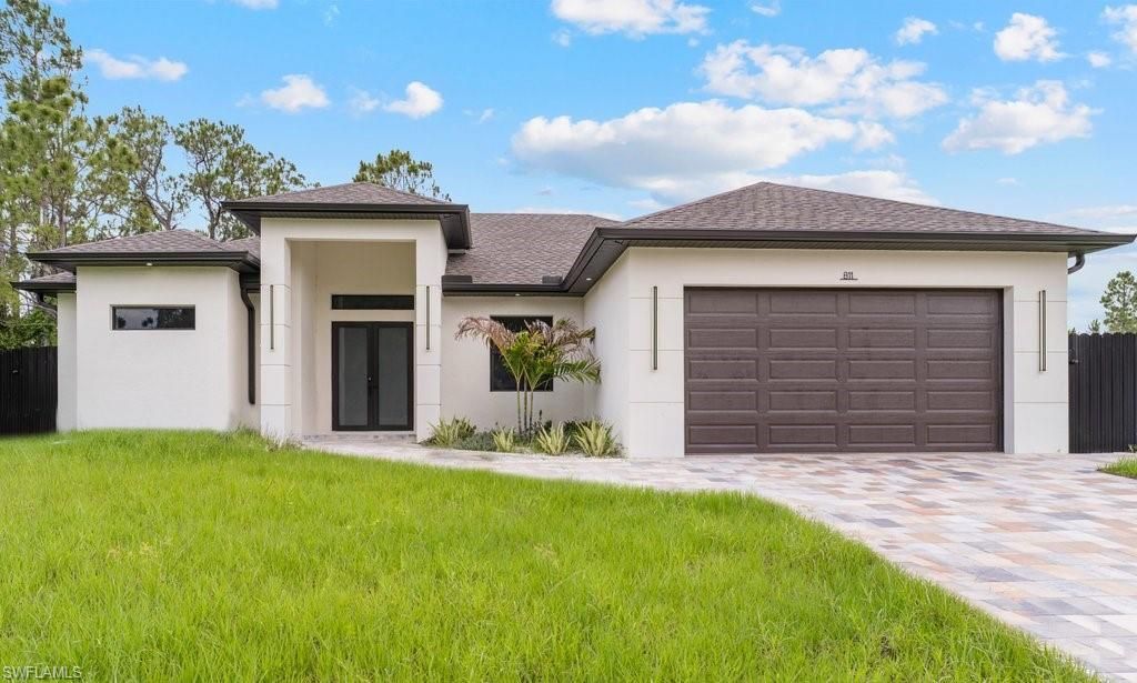 811 Rush Ave, Lehigh Acres, FL 33972 Photo