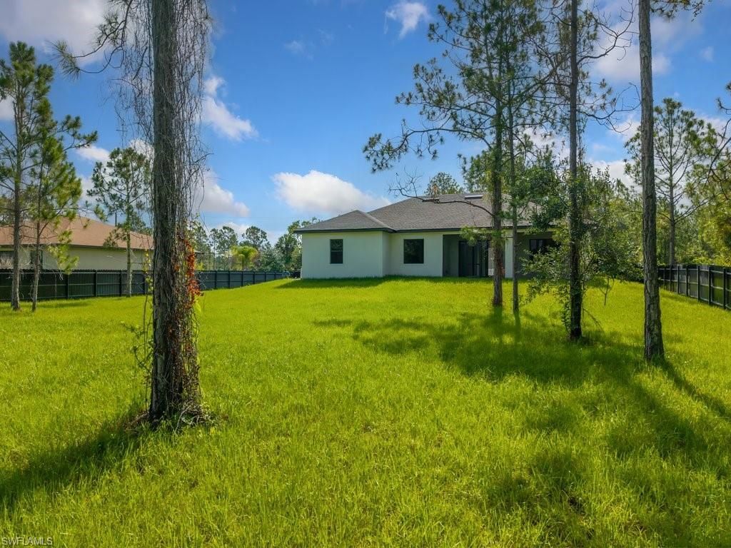 811 Rush Ave, Lehigh Acres, FL 33972 Photo