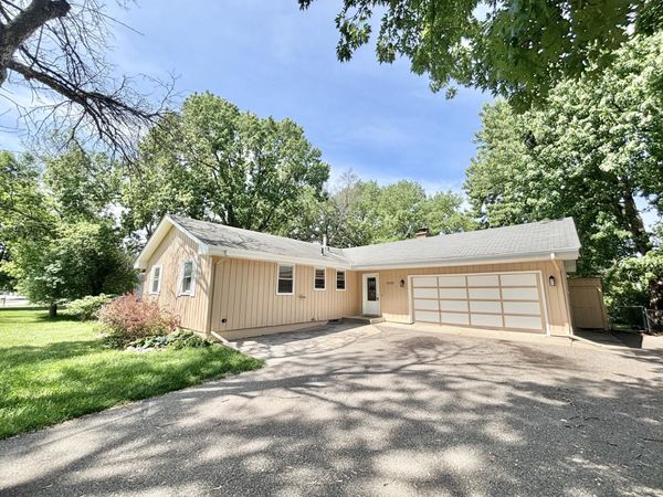 3225 Lanewood Lane N, Plymouth, MN 55447