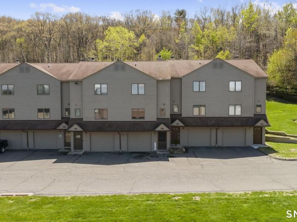 489 Wolcott, Unit 105, Bristol, CT 06010