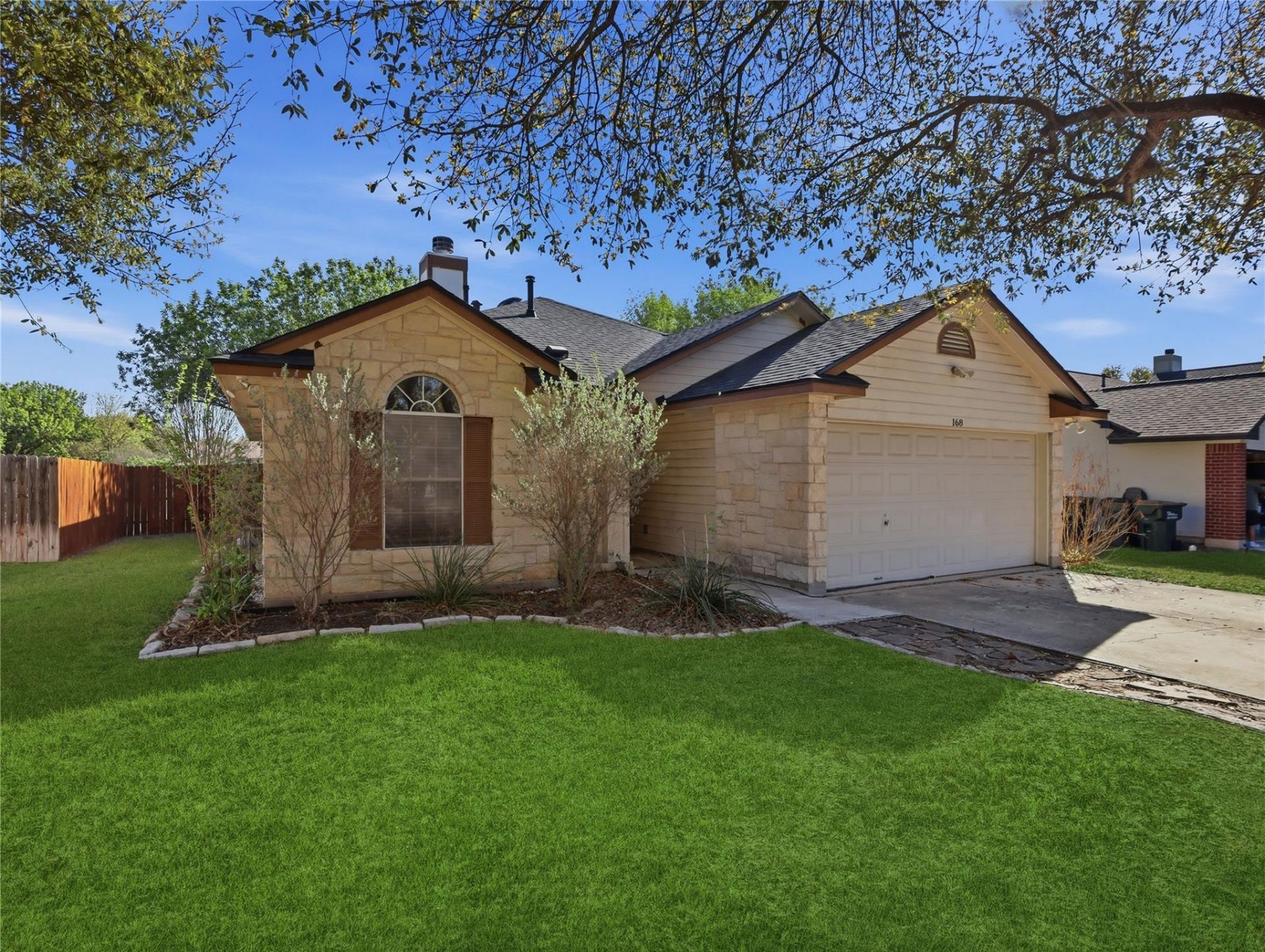168 Keystone Loop, Kyle, TX 78640 Main Photo