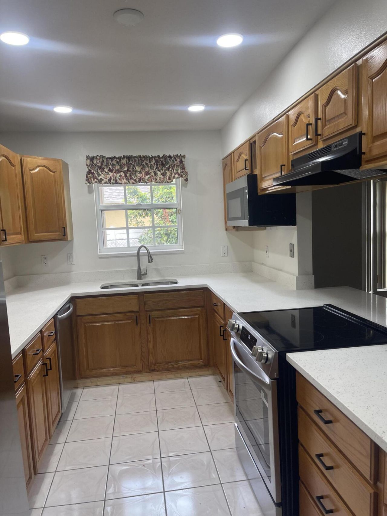 1538 SW Neptune Avenue, Port Saint Lucie, FL 34953 Photo