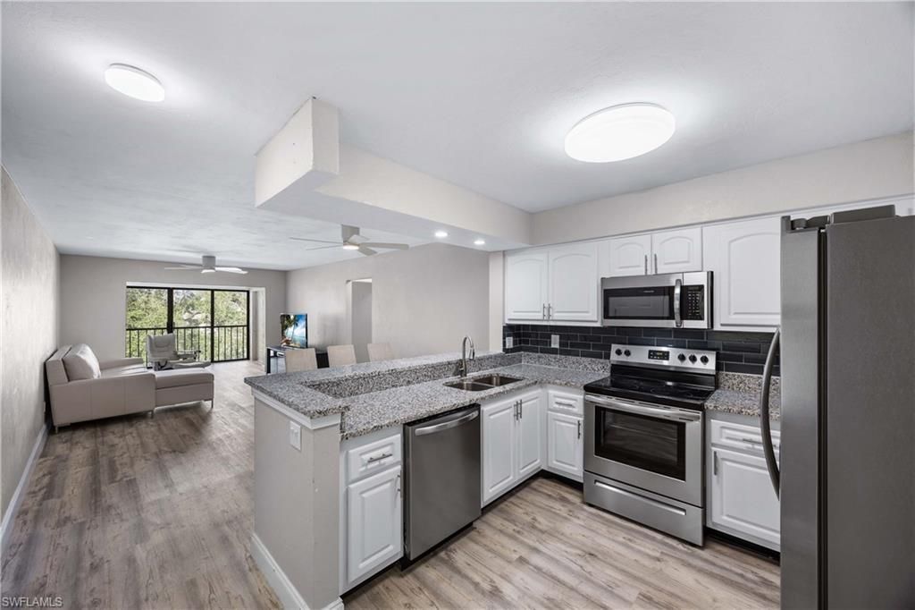228 Fox Glen Dr, Unit 3310, Naples, FL 34104 Photo