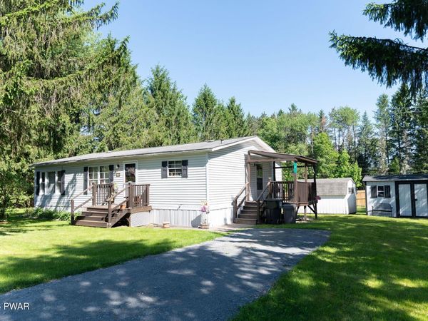 8 Cherry Hill , Honesdale, PA 18431