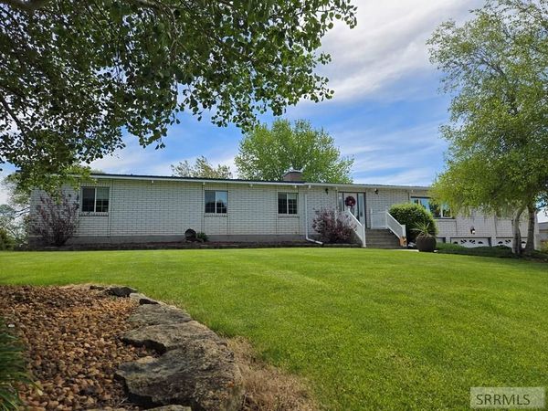 674 N 2800 E, ST ANTHONY, ID 83445