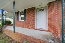 1828 Dellwood Drive photo 4