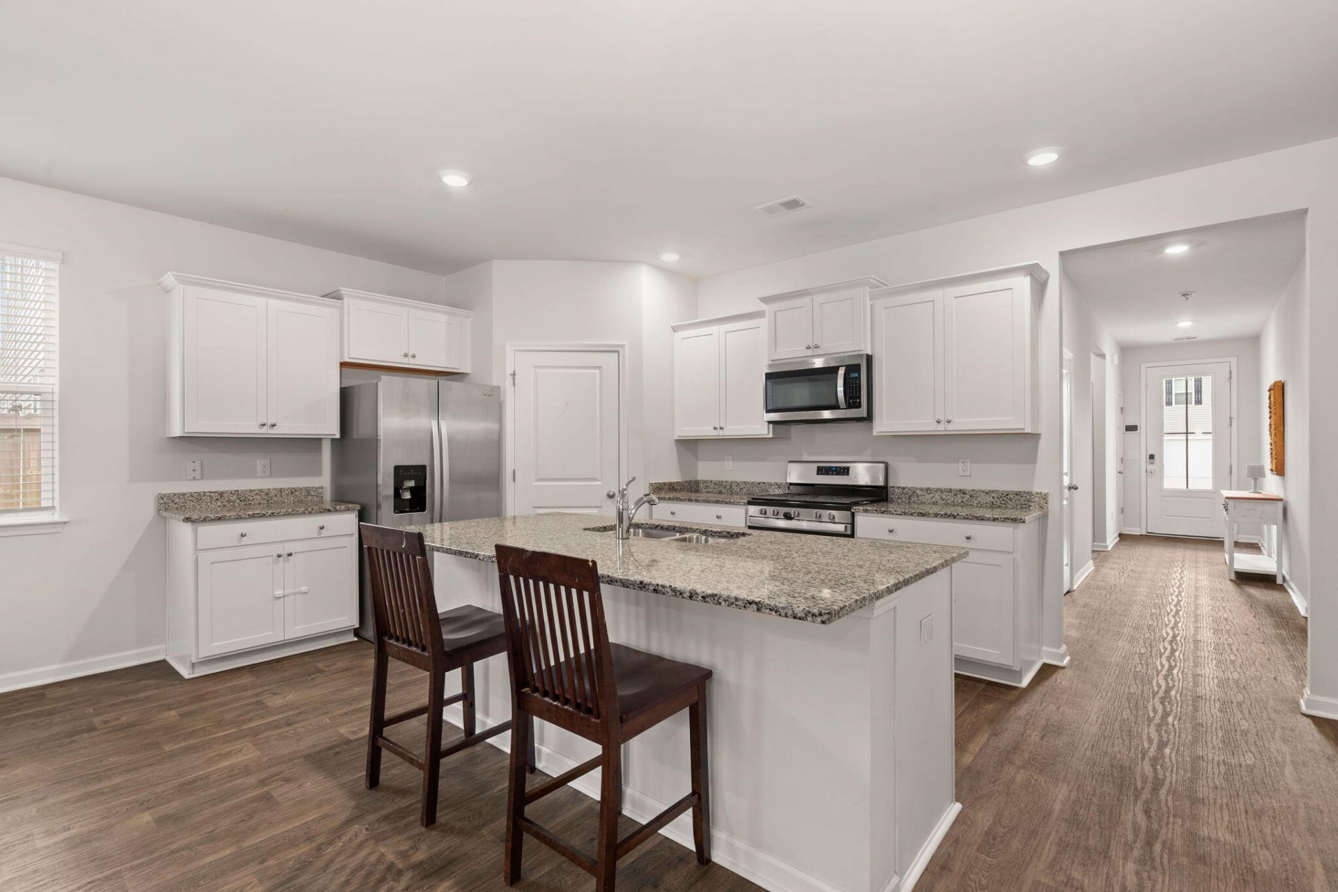 354 Bering Lane Photo 7