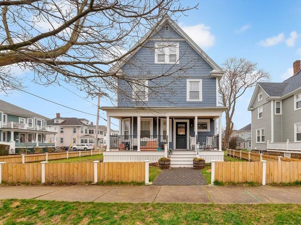315 Billings Rd, Quincy, MA 02170