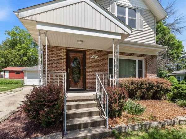 205 W Cherry Street, Fox Lake, WI 53933