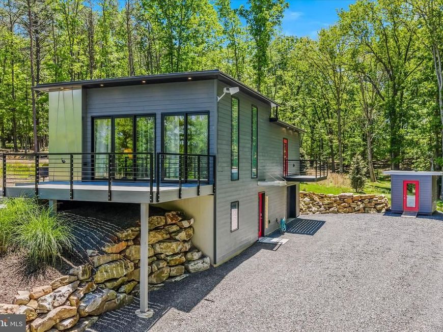 80 Holly Hill Court, Berkeley Springs, WV 25411 Main Photo