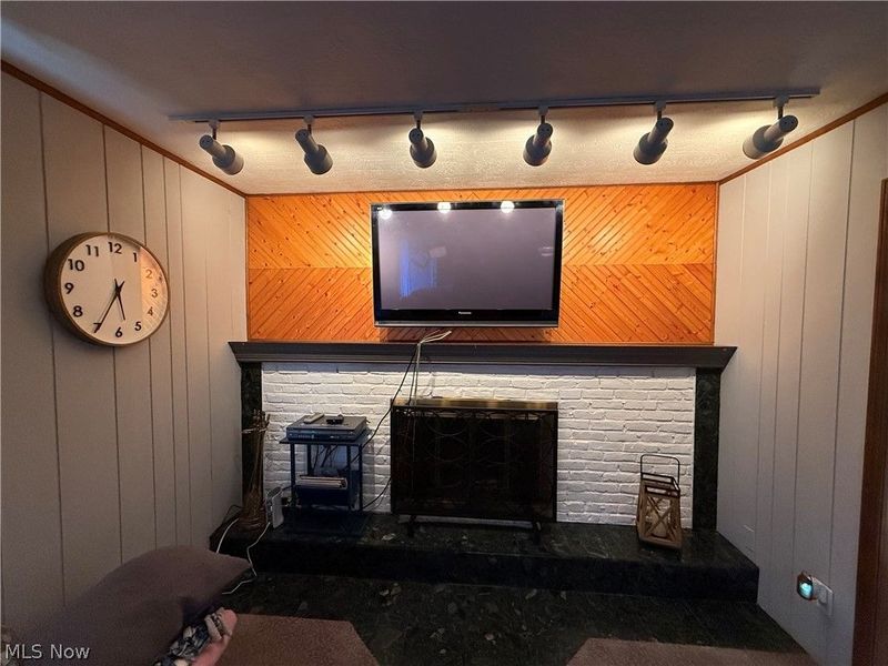 13981 Indian Creek Drive, Middleburg Heights, OH 44130 Photo 19