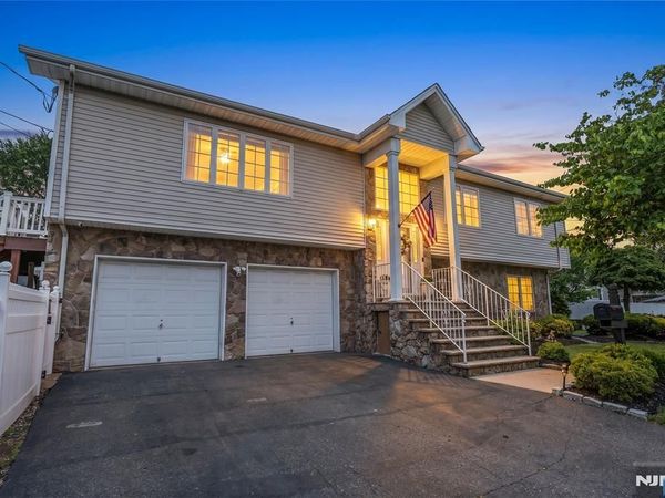 88 Avenue A, LODI, NJ 07644