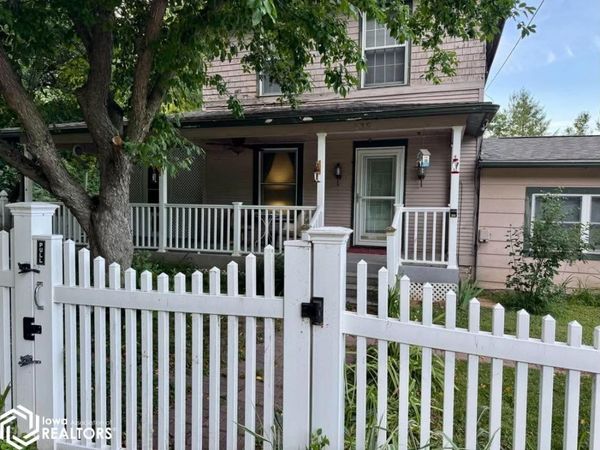 435 Avenue A Street, Fort Madison, IA 52627