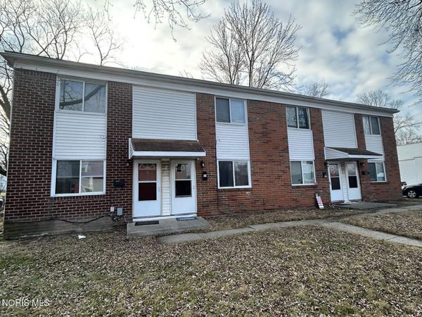 470 2nd Street , Toledo, OH 43605