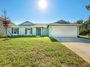 757 SW Sardinia Avenue, Port St. Lucie, FL 34953