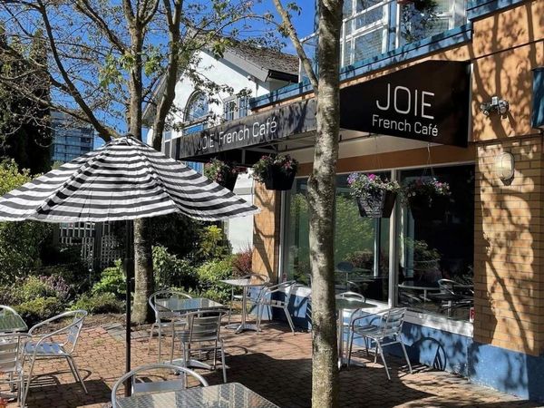 1610 Cook St , Victoria, BC V8T 3P1