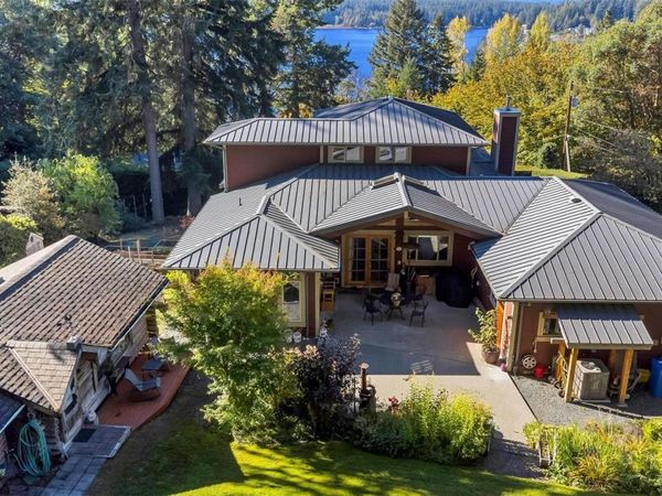 1870 Munsie Rd , Shawnigan Lake, BC V8H 2A8