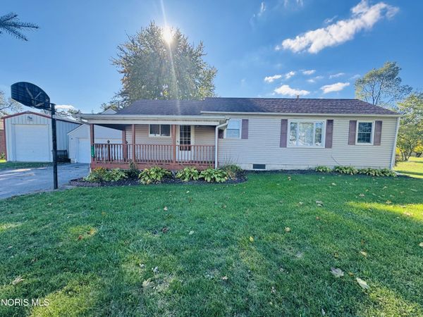 1224 State Route 568 , Carey, OH 43316