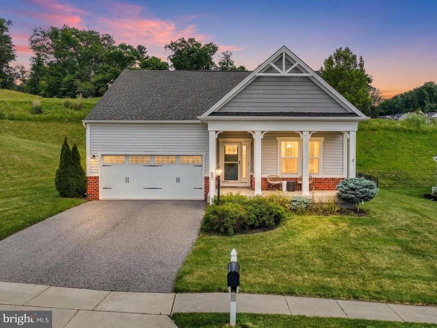1411 Crest Way, York, PA 17403 Main Photo
